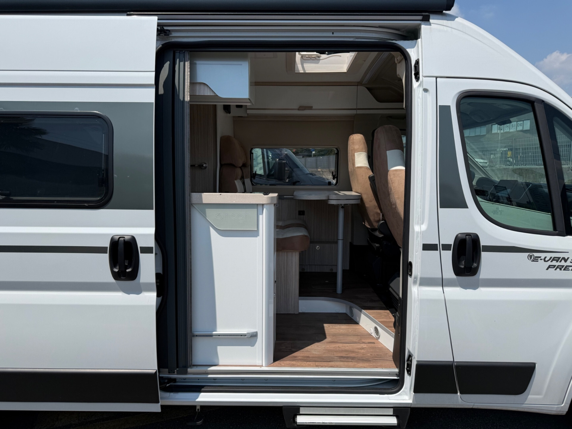ELNAGH E-VAN 5 PREMIUM 5.99 4 POSTI OMOLOGATI