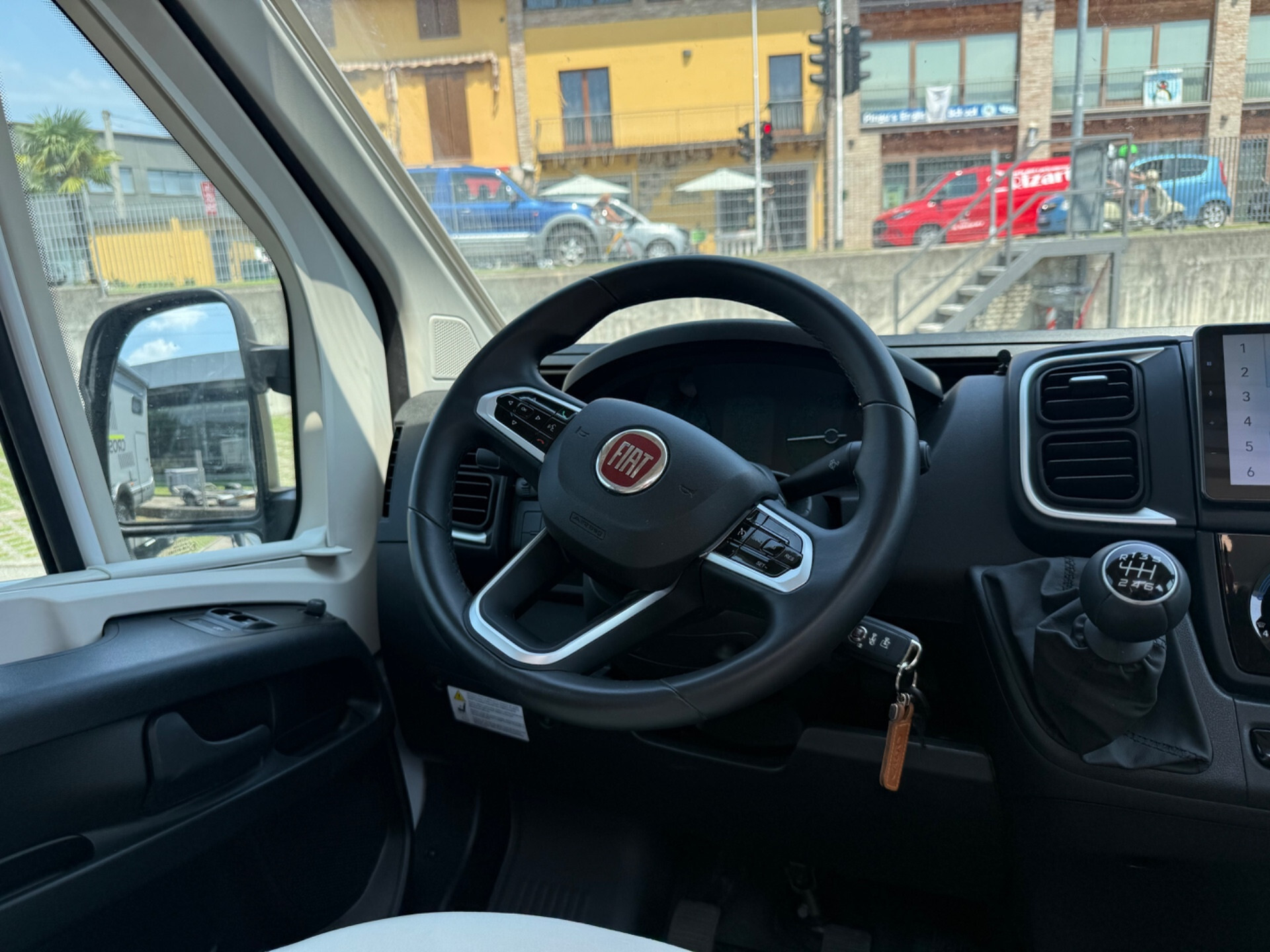 ELNAGH E-VAN 5 PREMIUM 5.99 4 POSTI OMOLOGATI