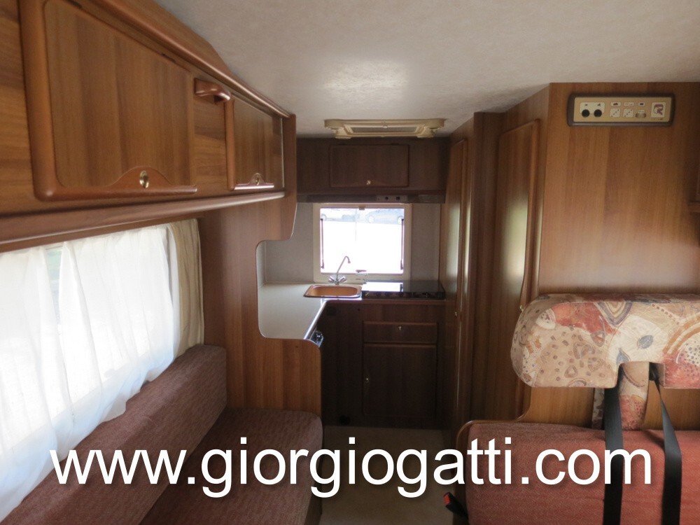 CAMPER MANSARDATO RIMOR SUPER BRIG 728