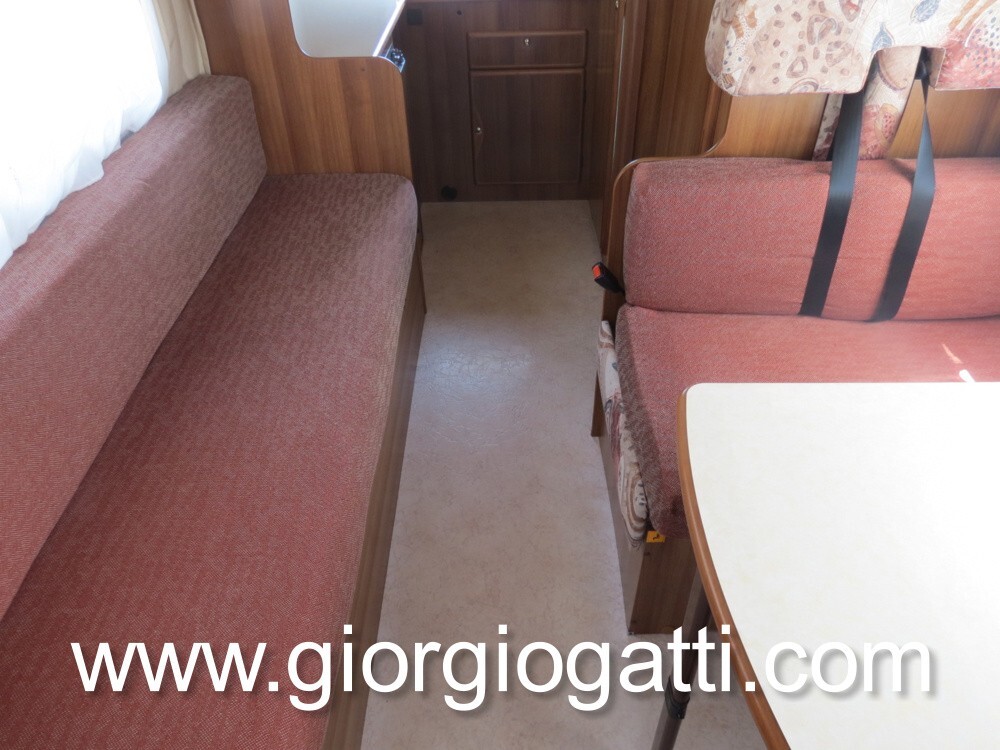 CAMPER MANSARDATO RIMOR SUPER BRIG 728