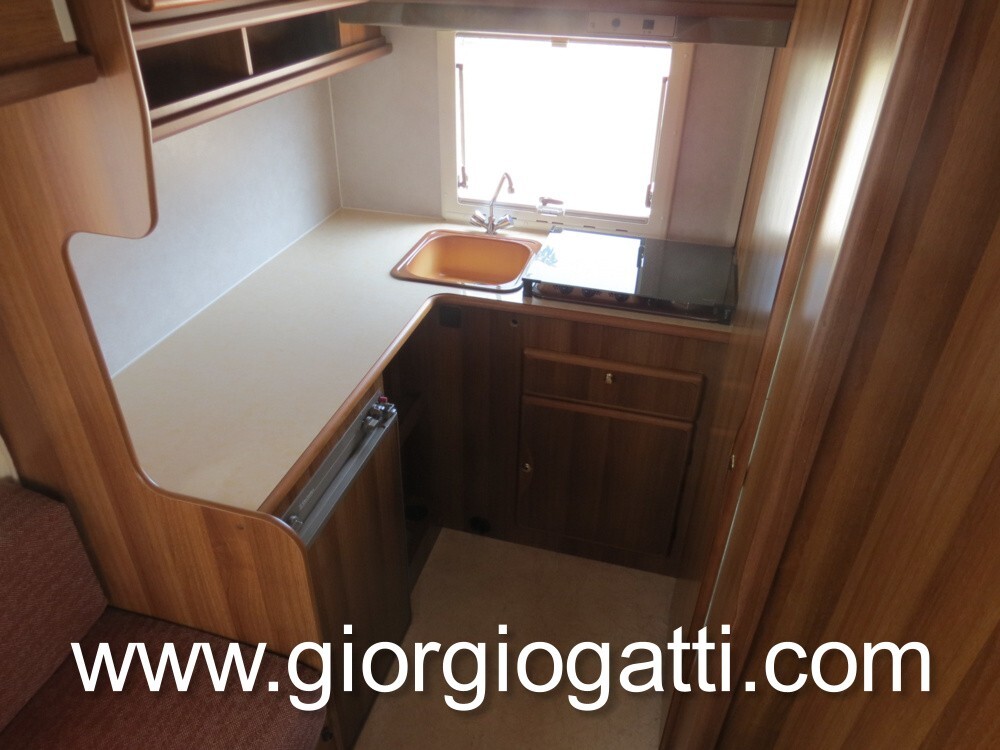 CAMPER MANSARDATO RIMOR SUPER BRIG 728