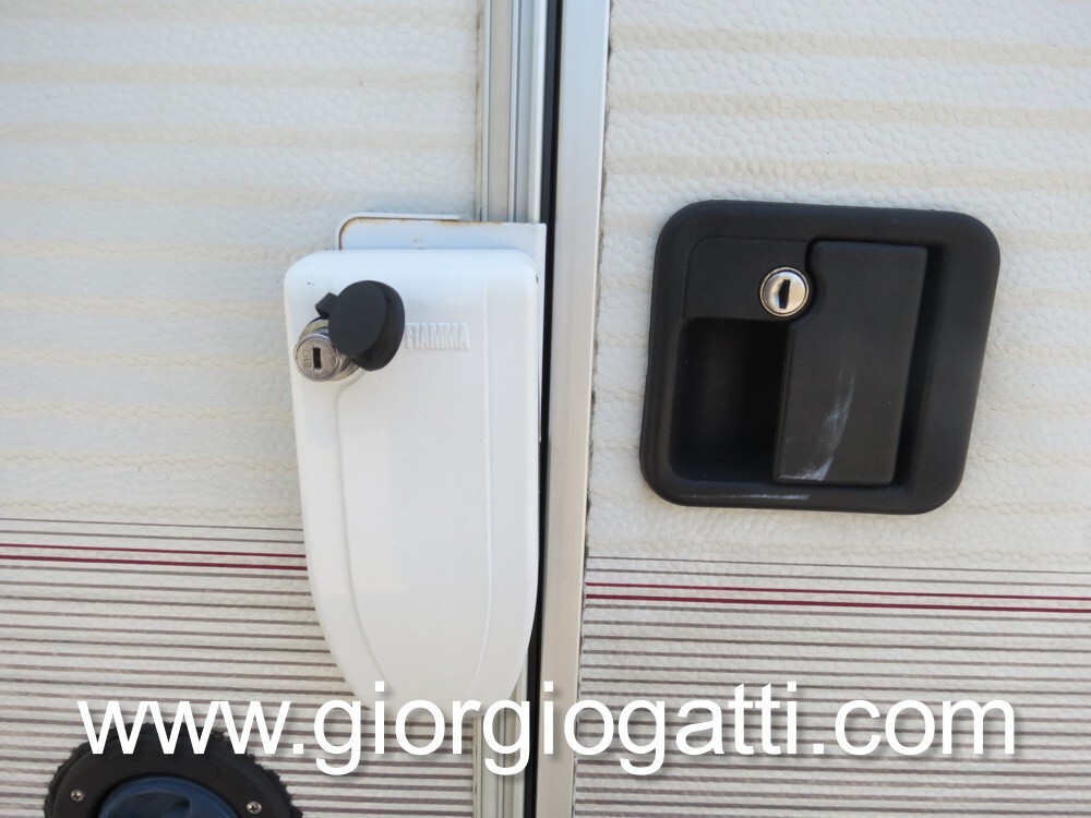 CAMPER MANSARDATO RIMOR SUPER BRIG 728