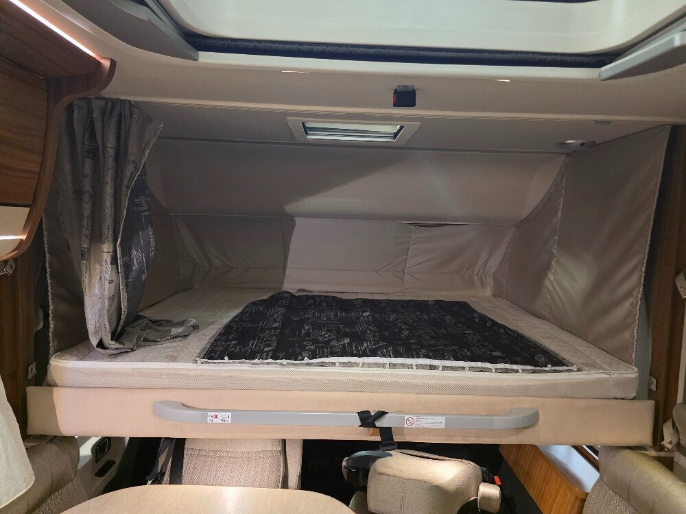 CAMPER HYMER B 588 PREMIUM LINE