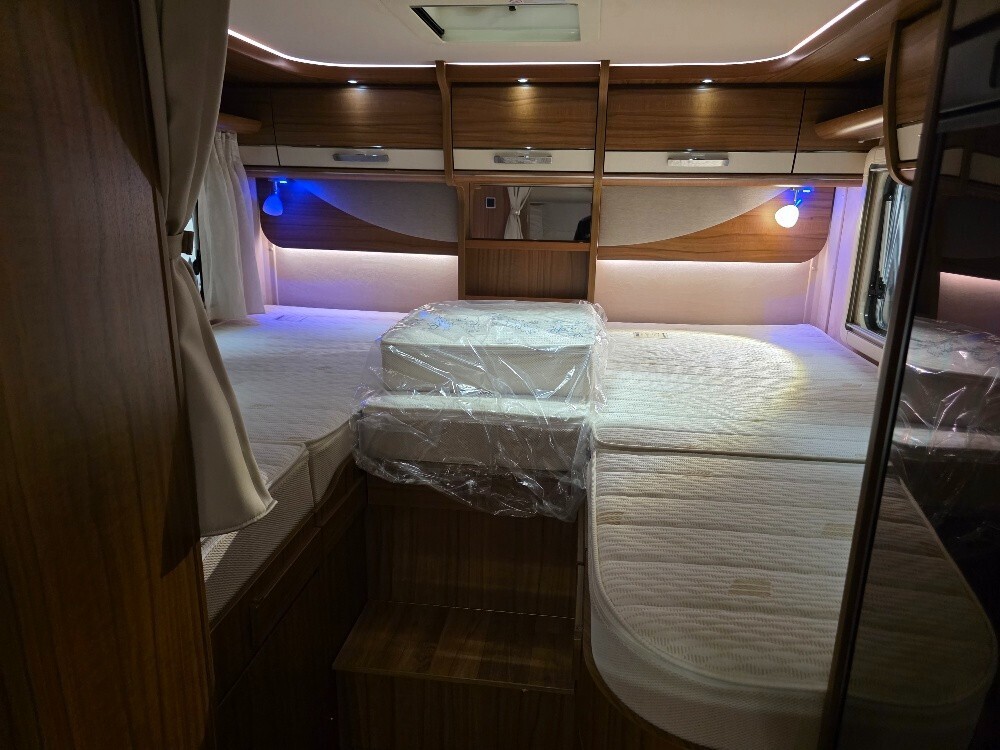 CAMPER HYMER B 588 PREMIUM LINE