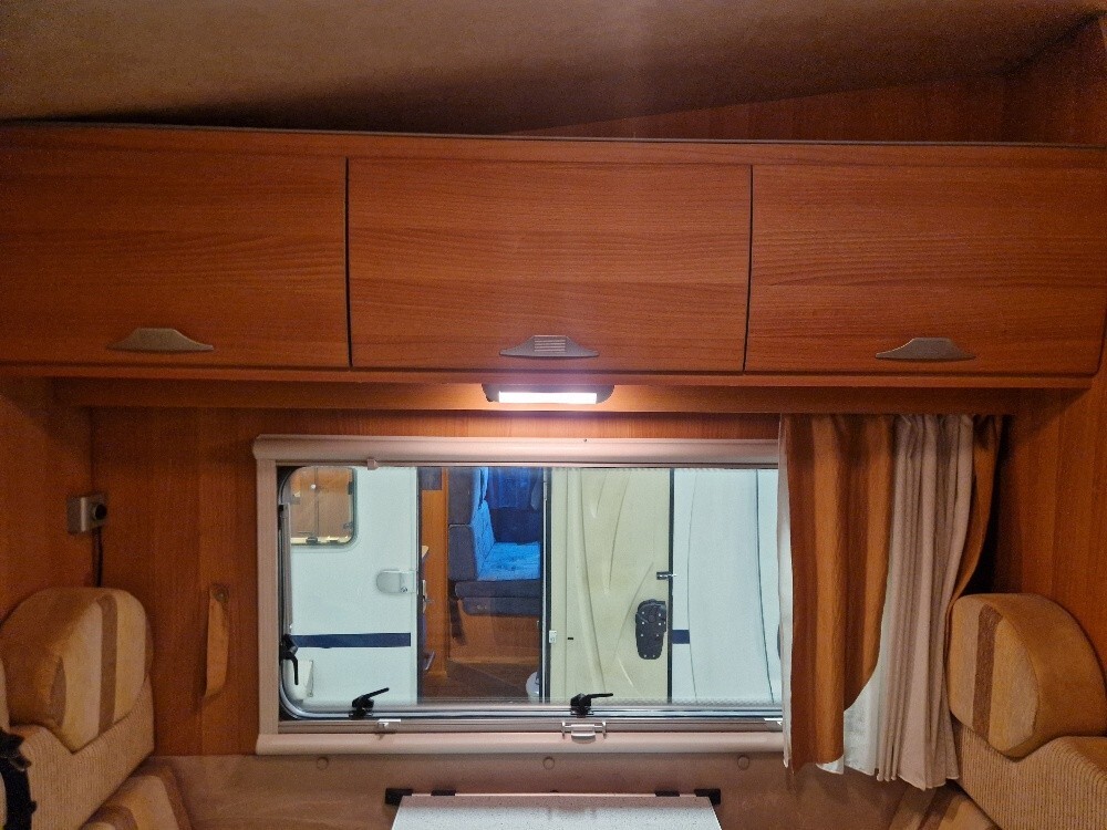 CAMPER MCLOUIS LAGAN 220