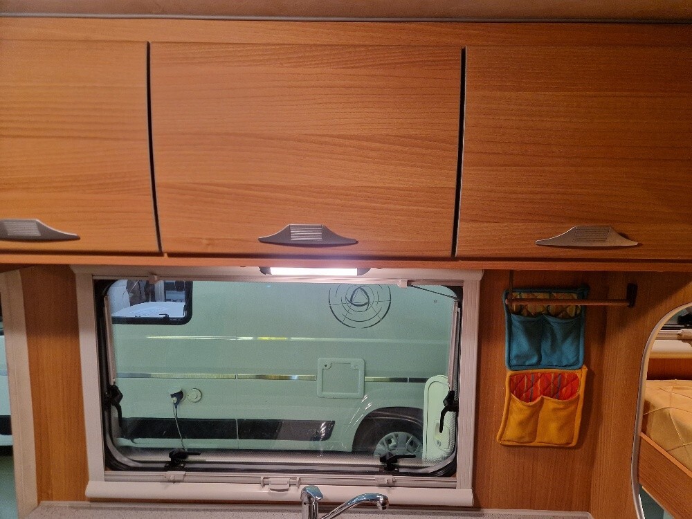 CAMPER MCLOUIS LAGAN 220