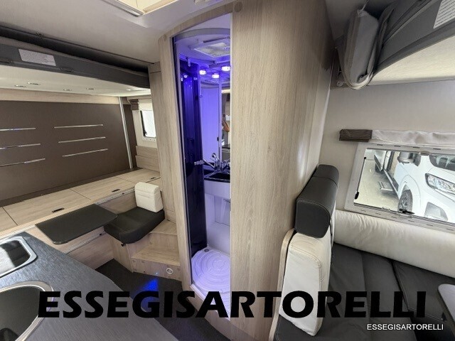 CHAUSSON VIP 634 BASCULANTE GARAGE COMPATTO 639 CM