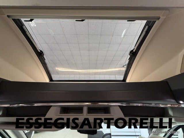 CHAUSSON VIP 634 BASCULANTE GARAGE COMPATTO 639 CM