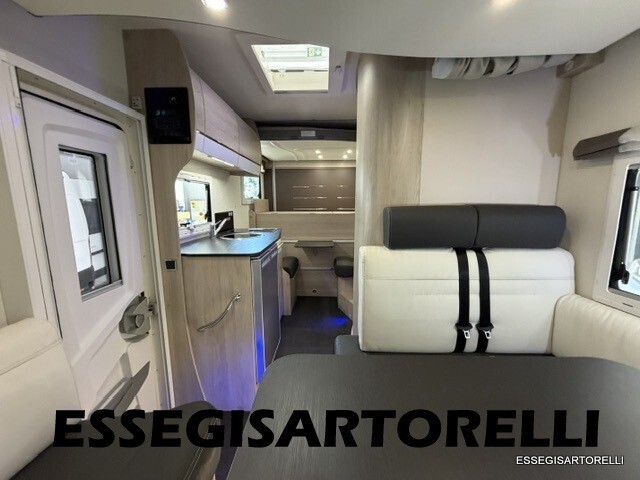 CHAUSSON VIP 634 BASCULANTE GARAGE COMPATTO 639 CM