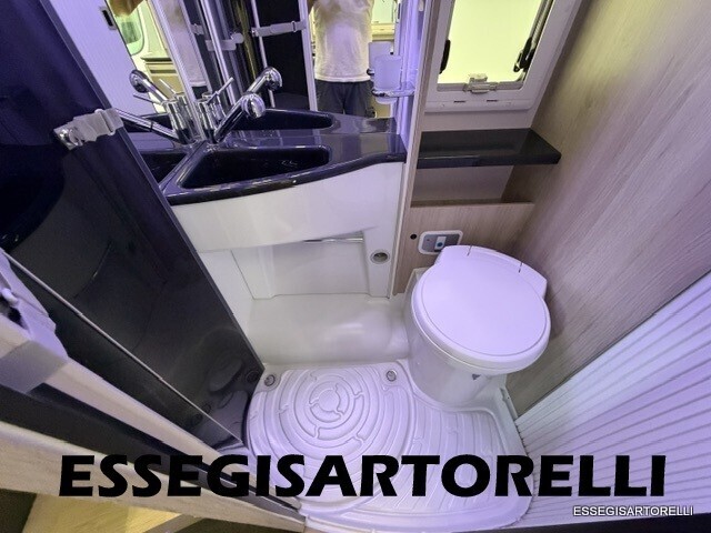 CHAUSSON VIP 634 BASCULANTE GARAGE COMPATTO 639 CM