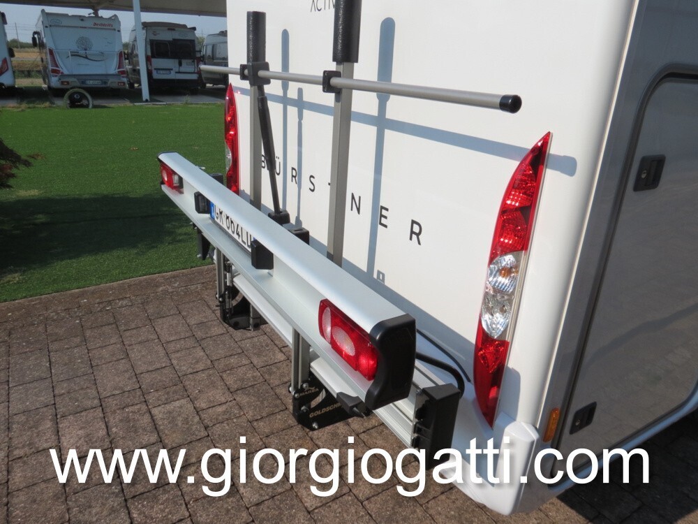 Camper Semintegrale Bürstner LINEO T 620 con Garag