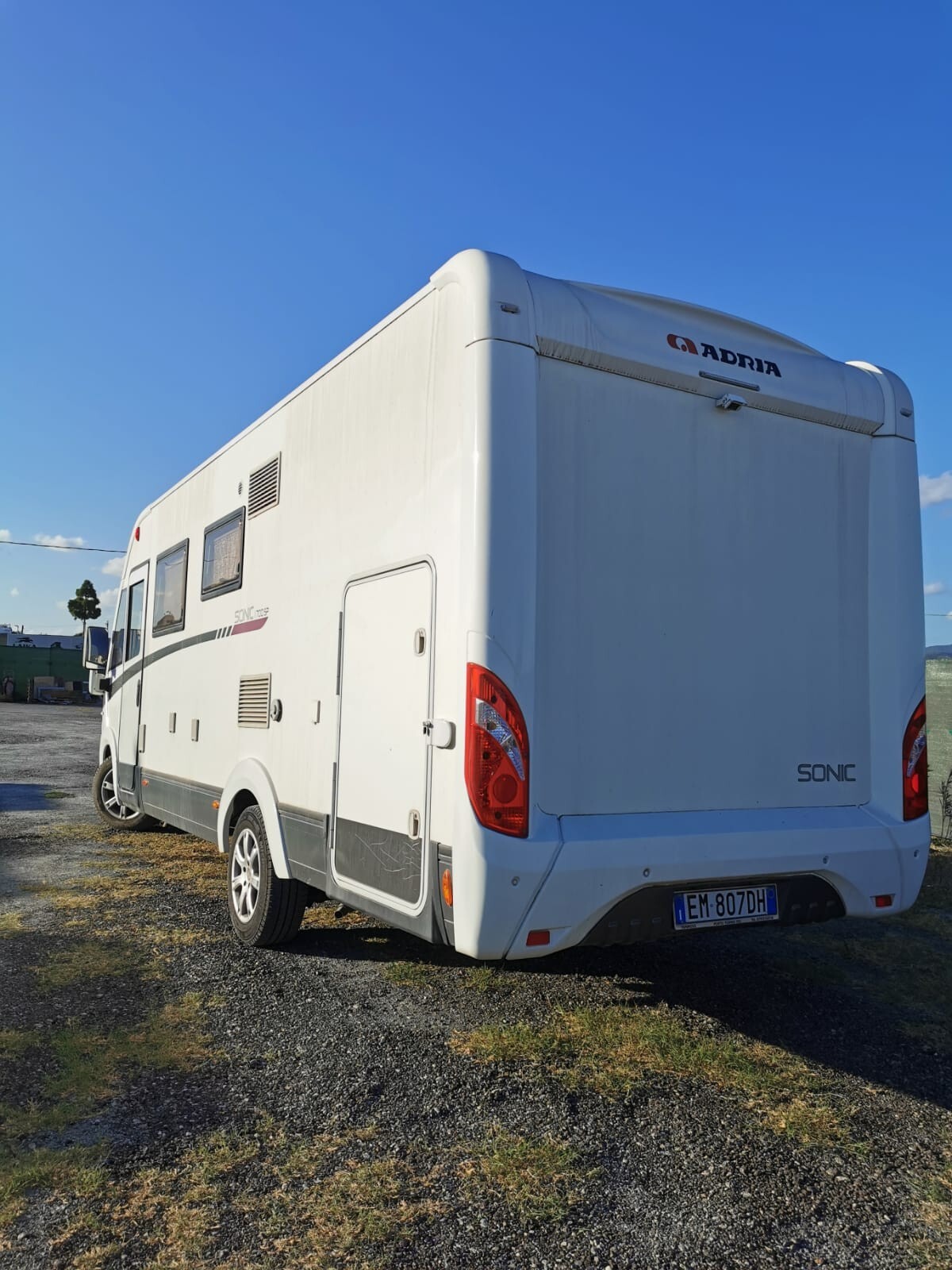 Adria SONIC I700SP