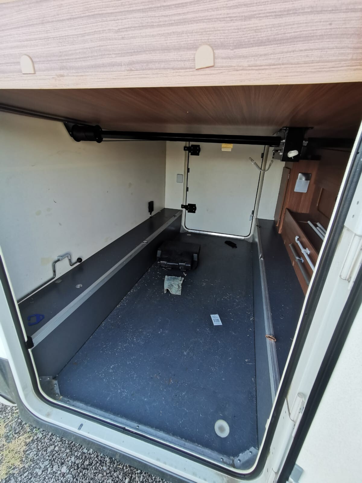 Adria SONIC I700SP