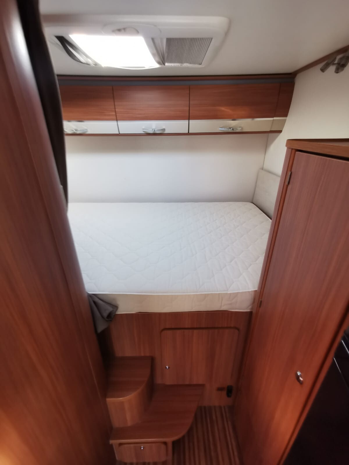 Adria SONIC I700SP