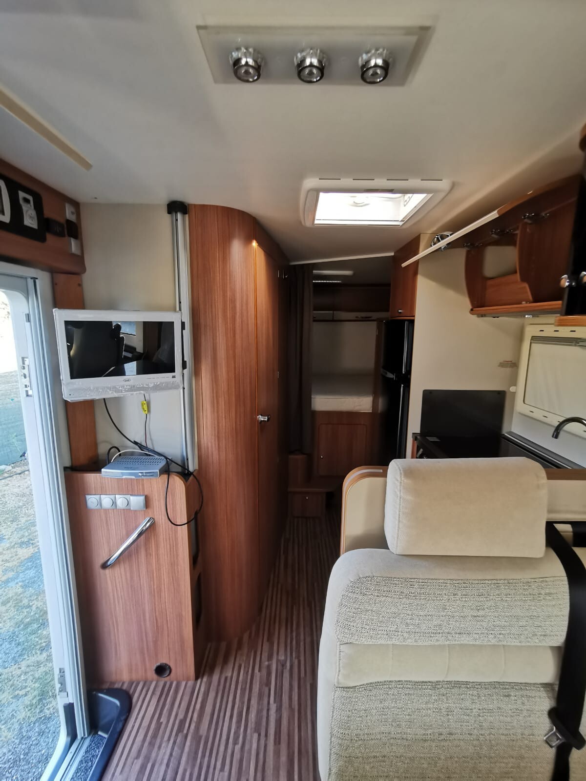 Adria SONIC I700SP