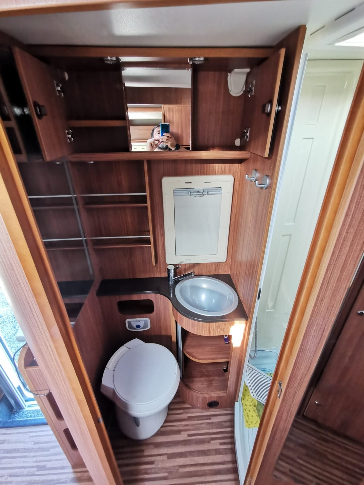 Adria SONIC I700SP