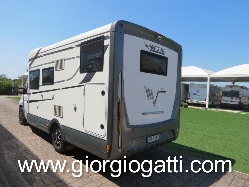 CAMPER SEMINTEGRALE MOBILVETTA KEA P 67 TEKNOLINE 