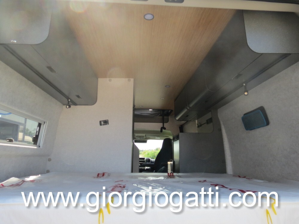 CAMPER VAN HYMER REDWOOD 601 CON TETTO A SOFFIETTO