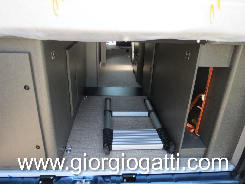 CAMPER VAN HYMER REDWOOD 601 CON TETTO A SOFFIETTO