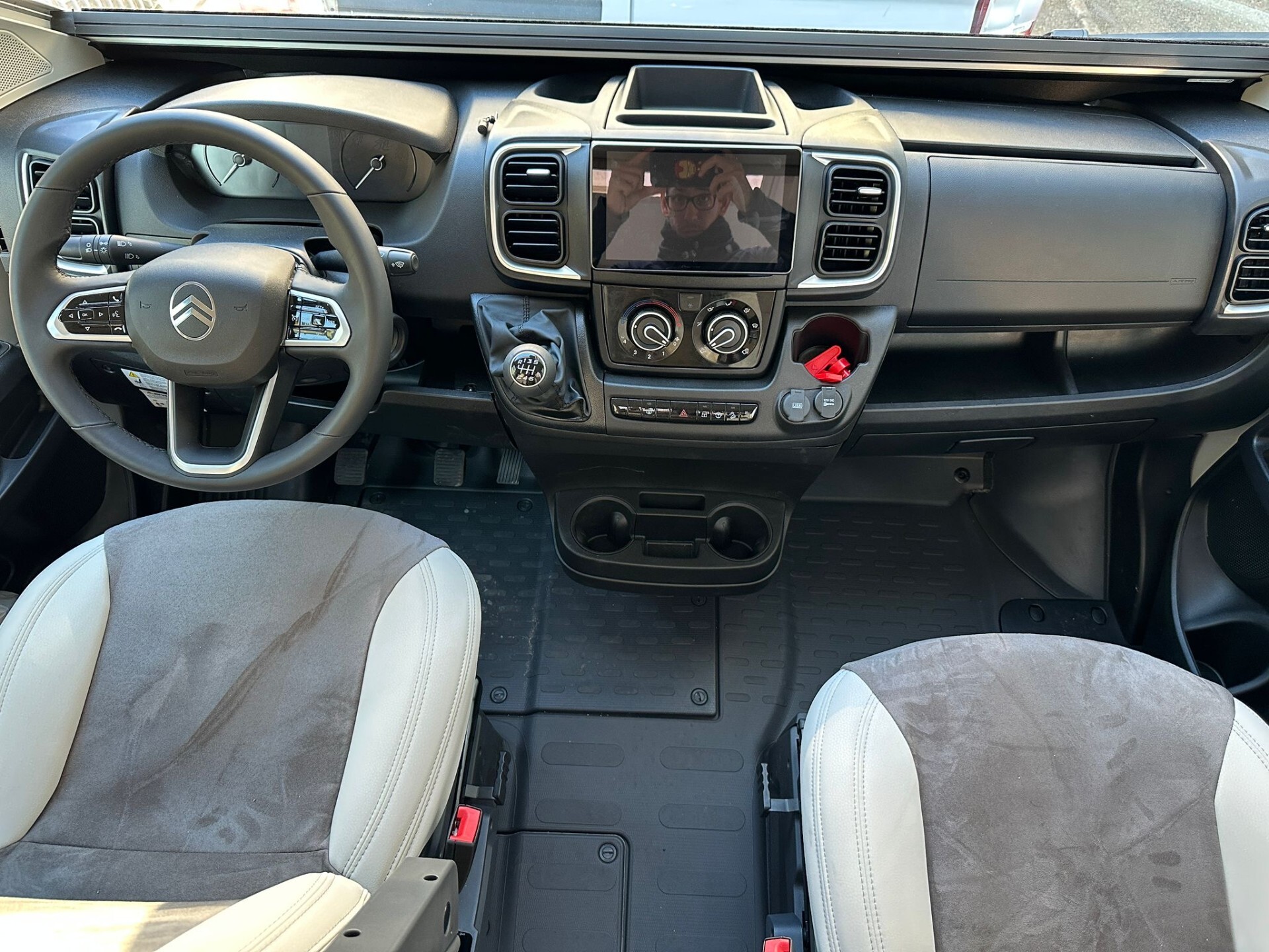 FURGONATO C.I. KYROS 2 GO - COD 834
