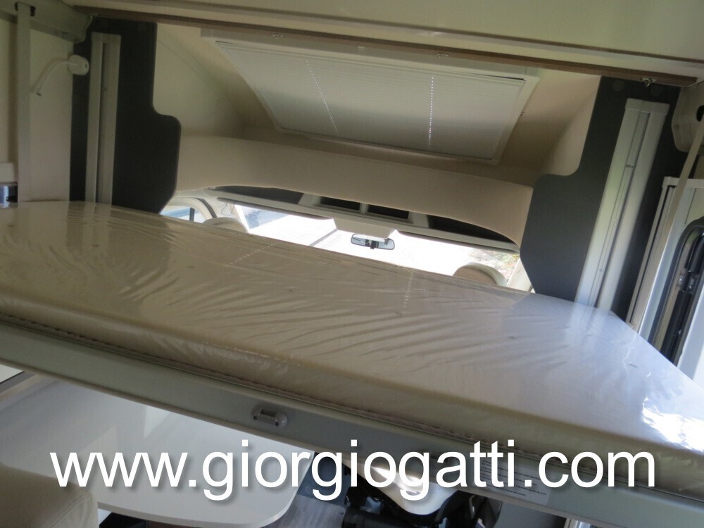 CAMPER SEMINTEGRALE ELNAGH BARON 531 COMPACT CON L