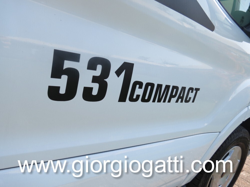 CAMPER SEMINTEGRALE ELNAGH BARON 531 COMPACT CON L