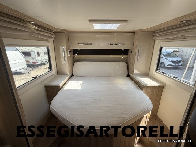 ROLLER TEAM GRANDUCA 265 P GARAGE NAUTICO FULL OPT