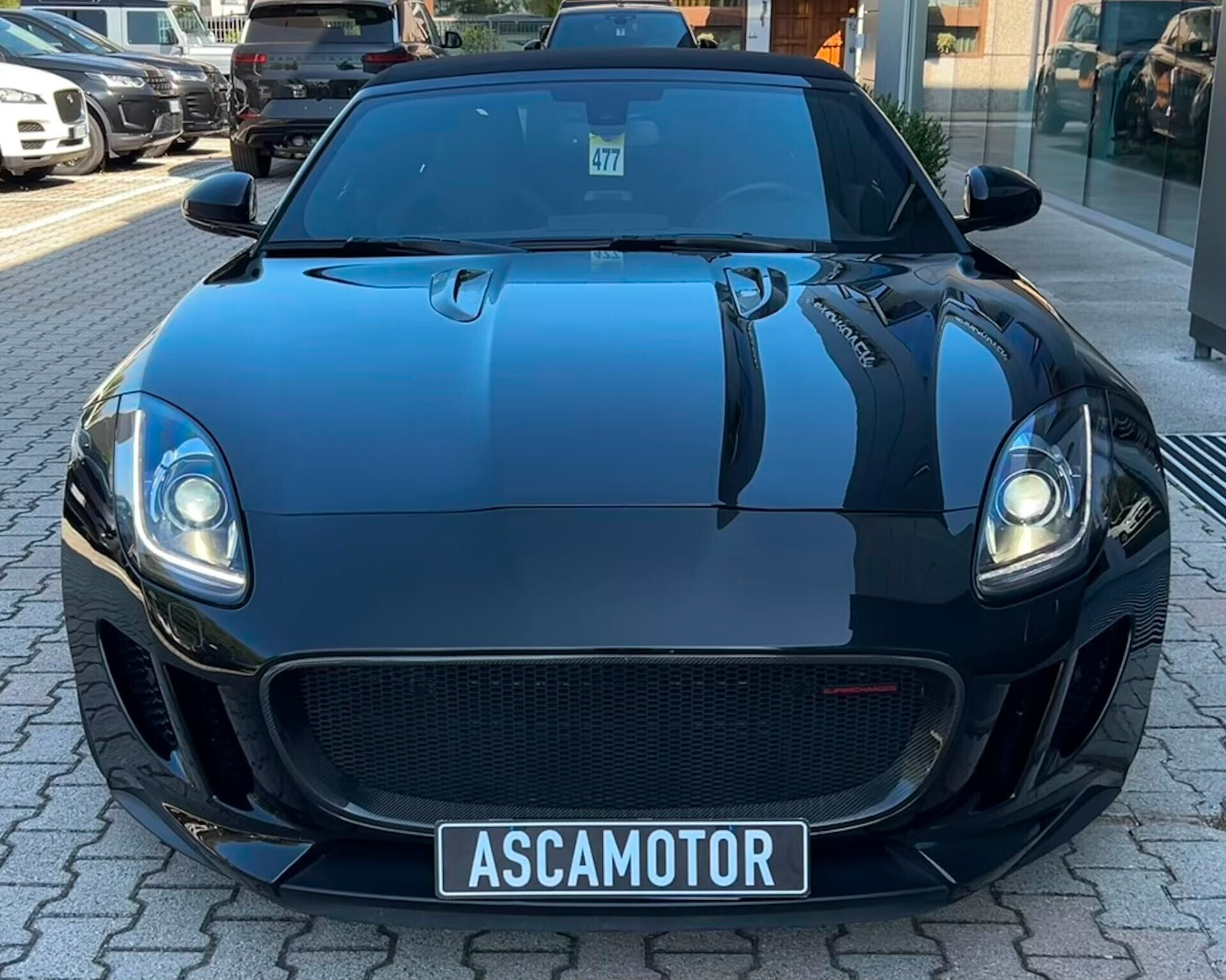 Jaguar F-TYPE 2017 nga Italia