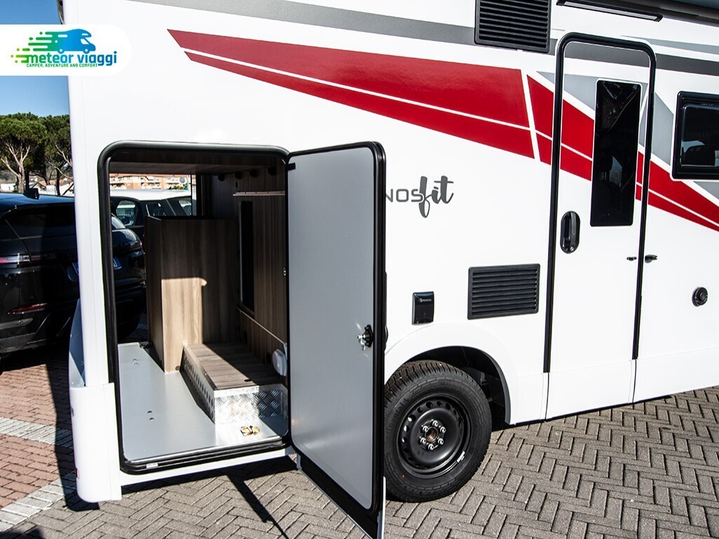Camper Semintegrale 4 posti Roller Team Kronos Fit