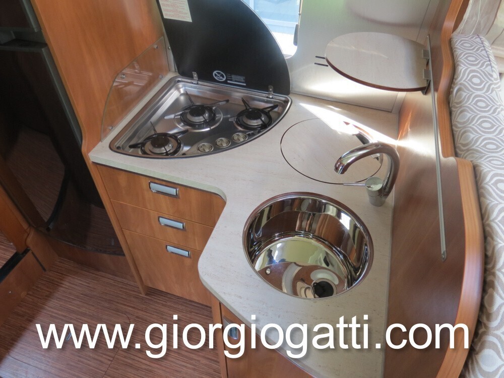 CAMPER MOTOHOME LAIKA ECOVIP 709 CON LETTI GEMELLI