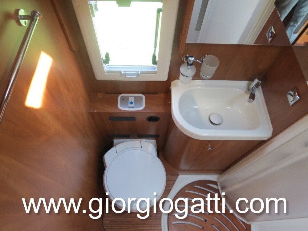 CAMPER MOTOHOME LAIKA ECOVIP 709 CON LETTI GEMELLI