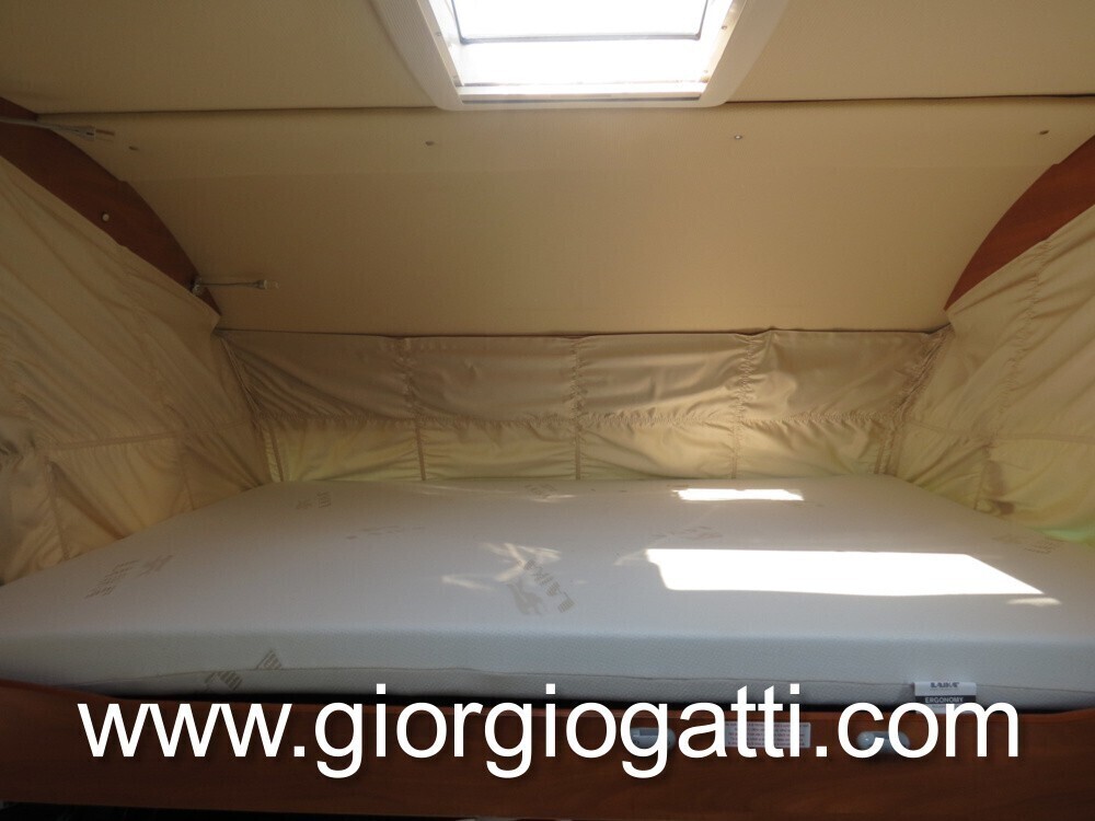 CAMPER MOTOHOME LAIKA ECOVIP 709 CON LETTI GEMELLI