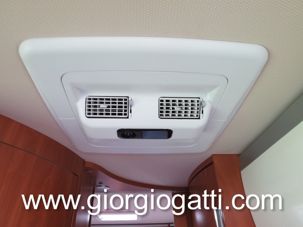CAMPER MOTOHOME LAIKA ECOVIP 709 CON LETTI GEMELLI