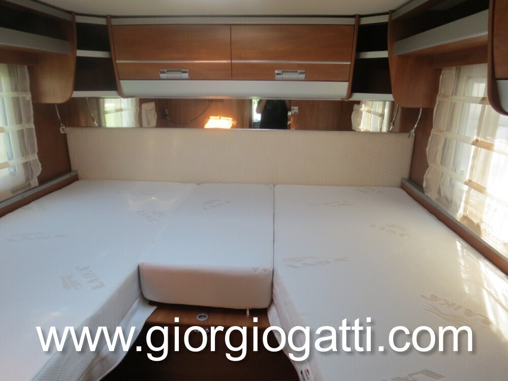 CAMPER MOTOHOME LAIKA ECOVIP 709 CON LETTI GEMELLI
