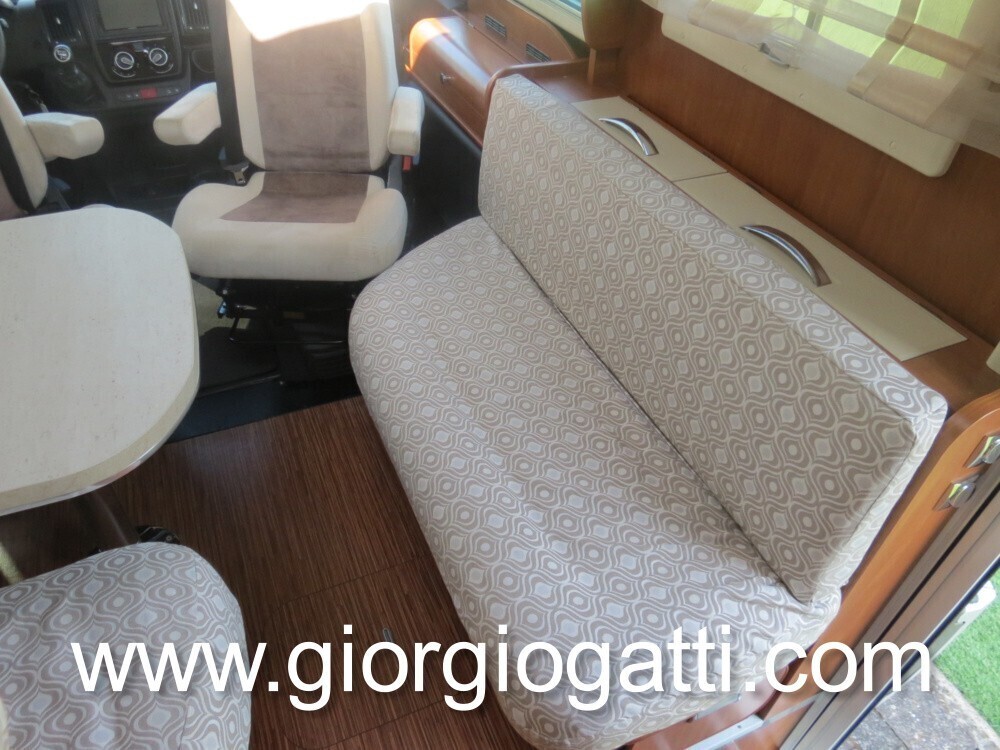 CAMPER MOTOHOME LAIKA ECOVIP 709 CON LETTI GEMELLI