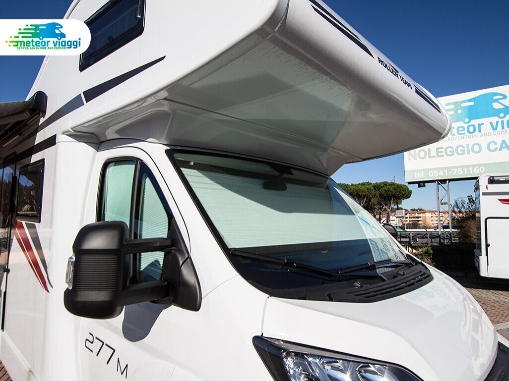 Camper Mansardato 7 posti Roller Team Kronos 277