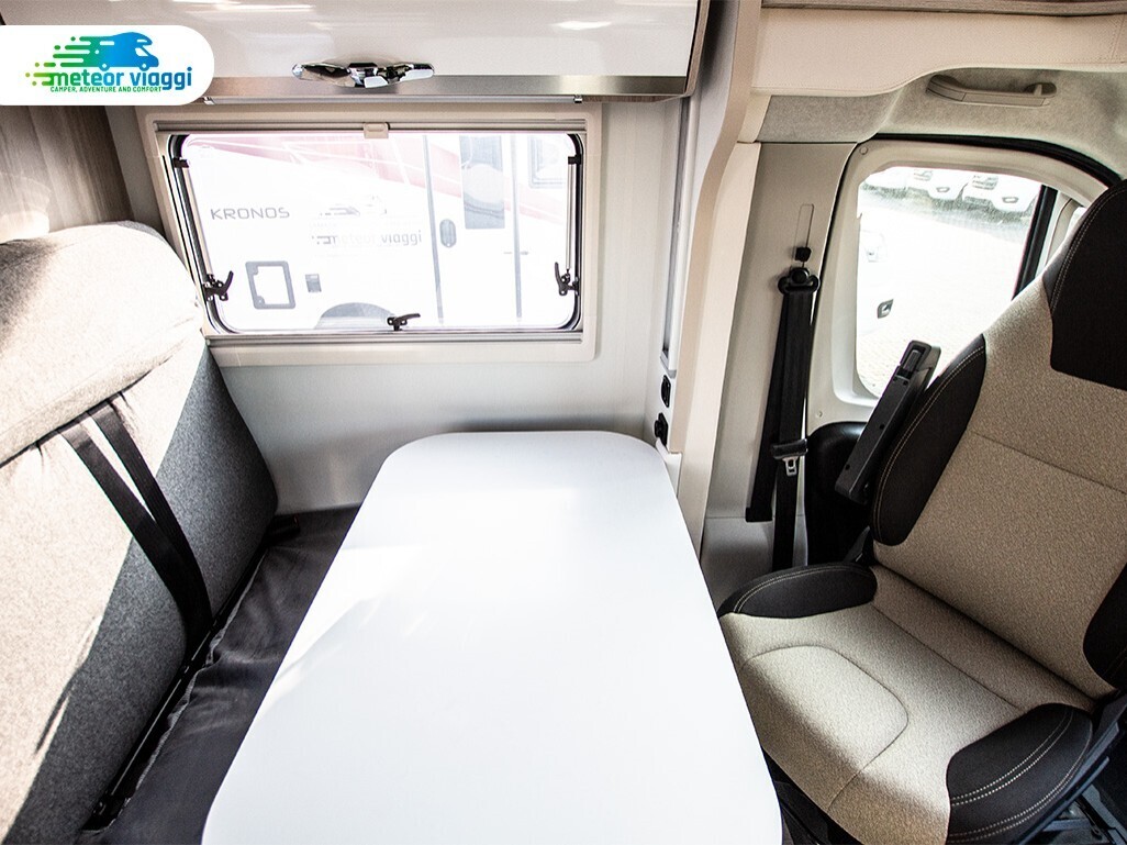 Camper Semintegrale 4 posti Ilusion XMK 590 Premiu