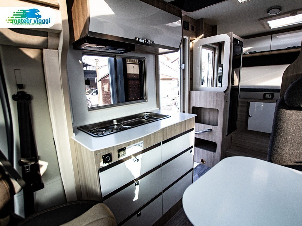Camper Semintegrale 4 posti Ilusion XMK 590 Premiu
