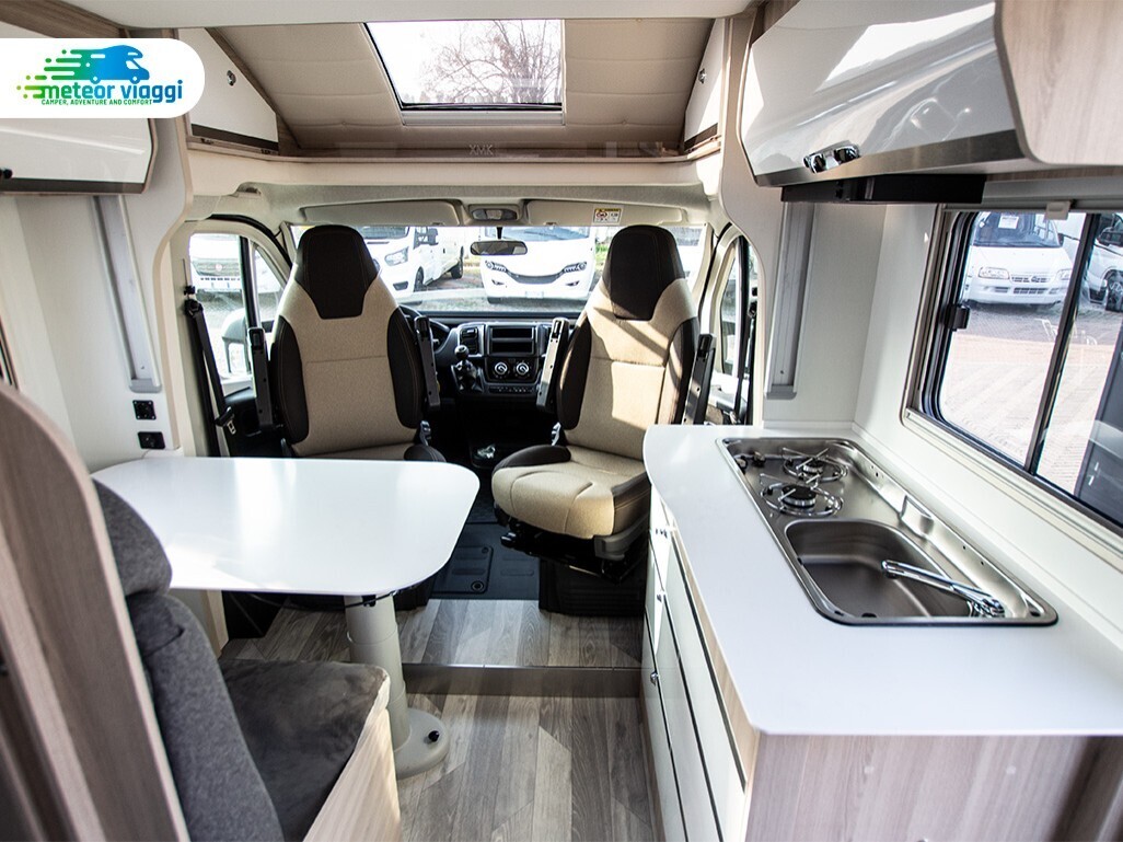 Camper Semintegrale 4 posti Ilusion XMK 590 Premiu