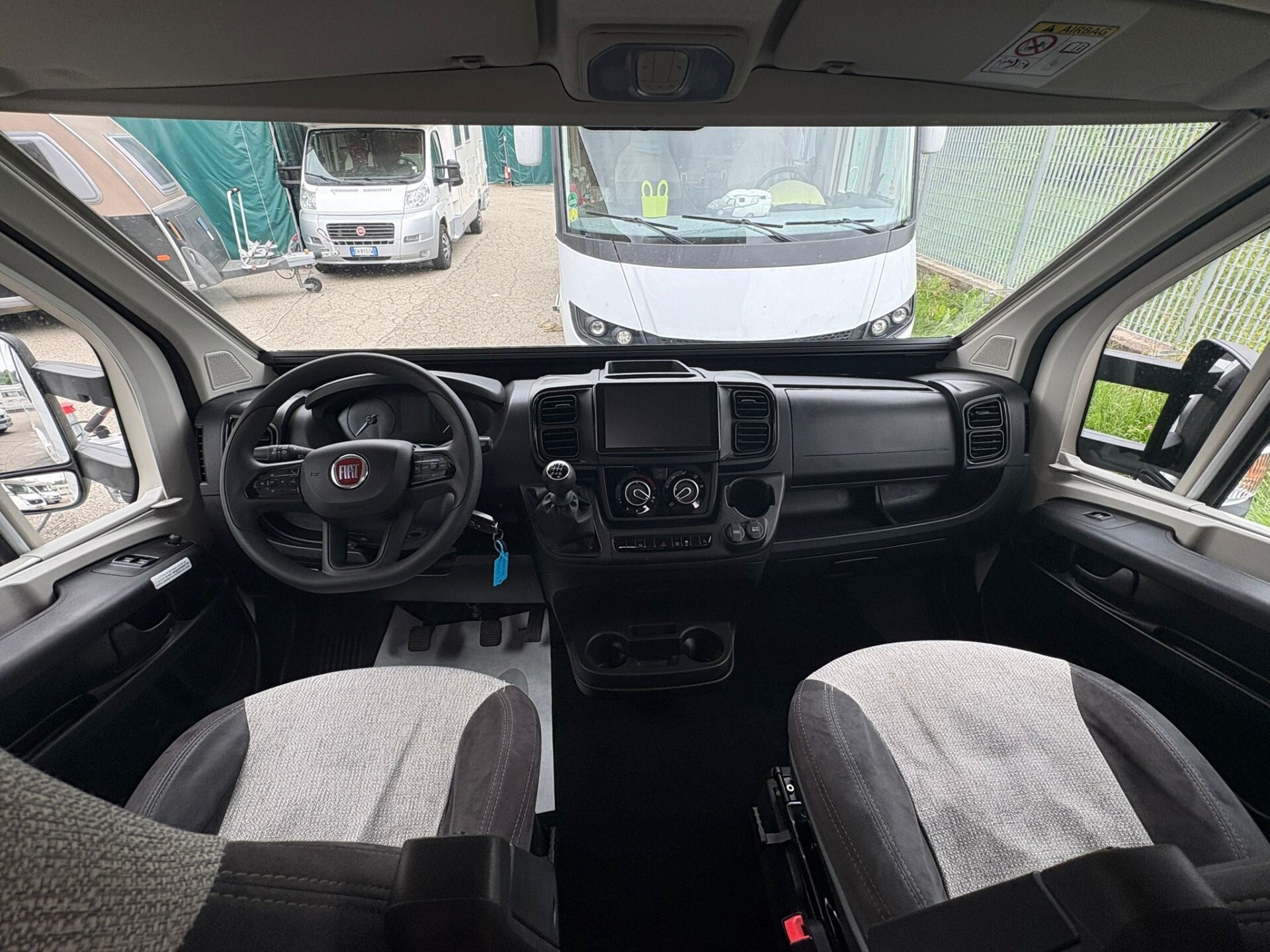 Challenger C 256