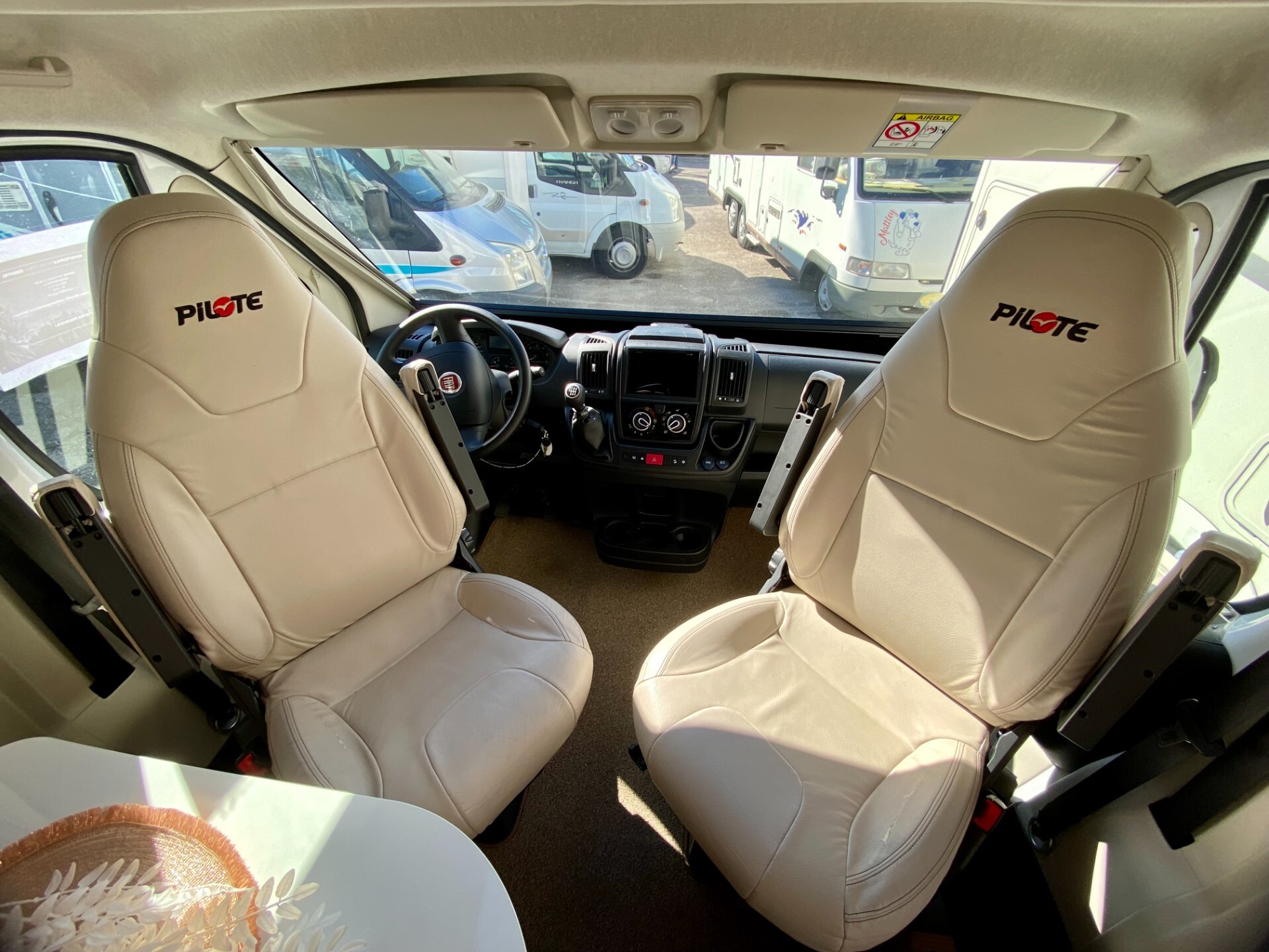 Pilote SEMINTEGRALE P706GJ