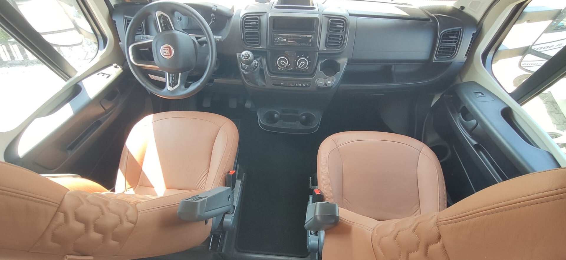 Adria CORAL XL 660 SL mansardato