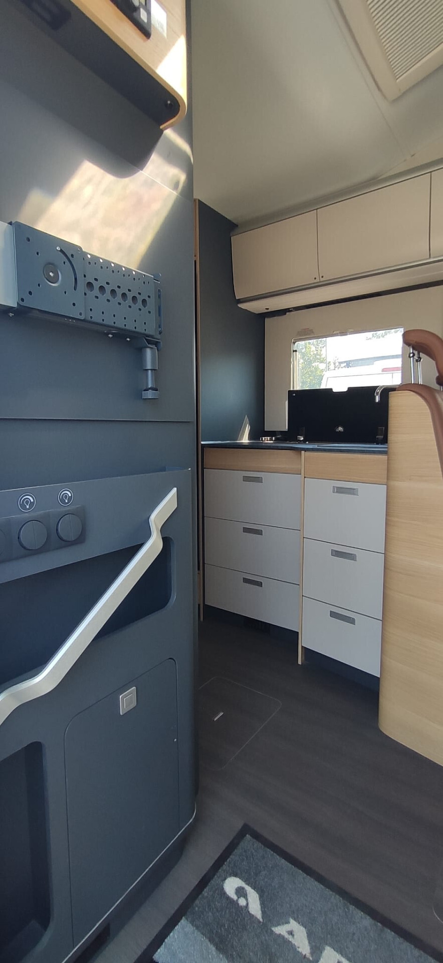 Adria CORAL XL 660 SL mansardato