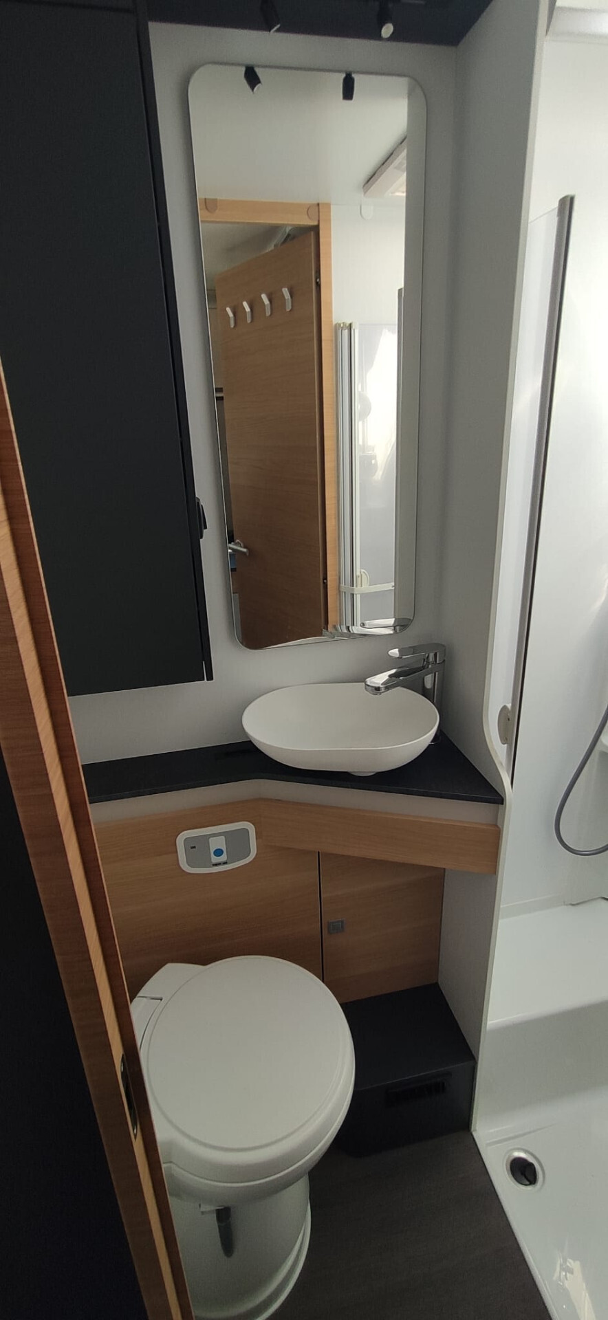 Adria CORAL XL 660 SL mansardato