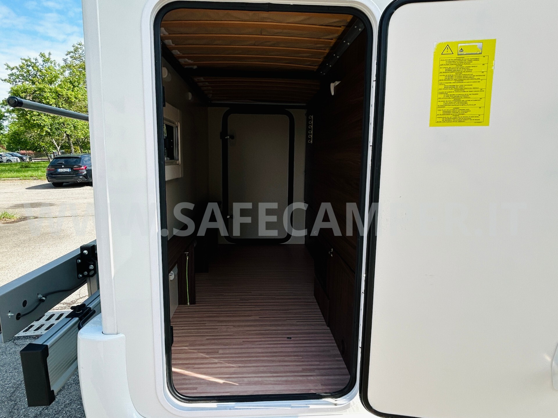 Semintegrale Benimar Tessoro 413 4 posti letto