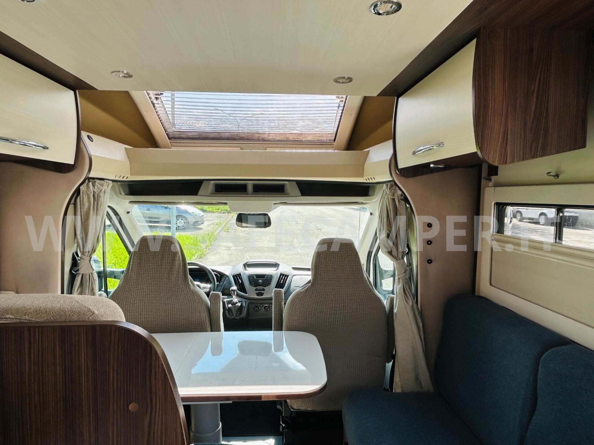 Semintegrale Benimar Tessoro 413 4 posti letto