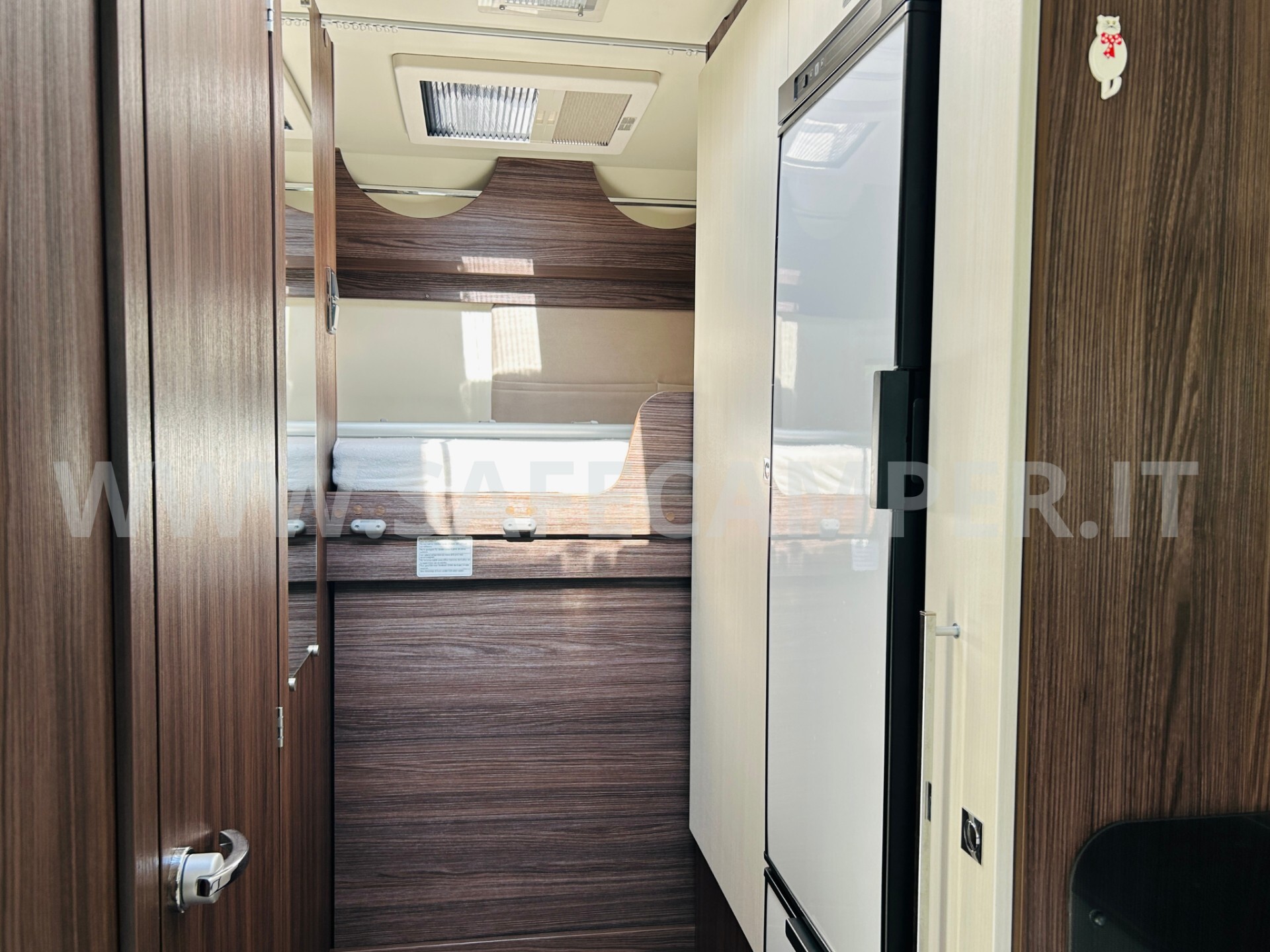 Semintegrale Benimar Tessoro 413 4 posti letto