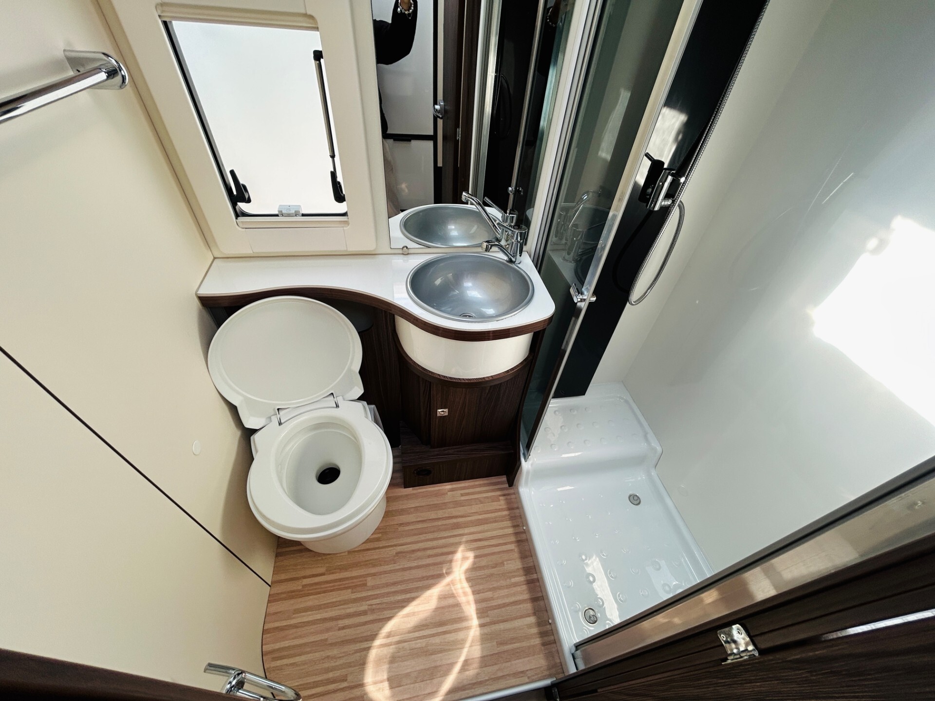 Semintegrale Benimar Tessoro 413 4 posti letto