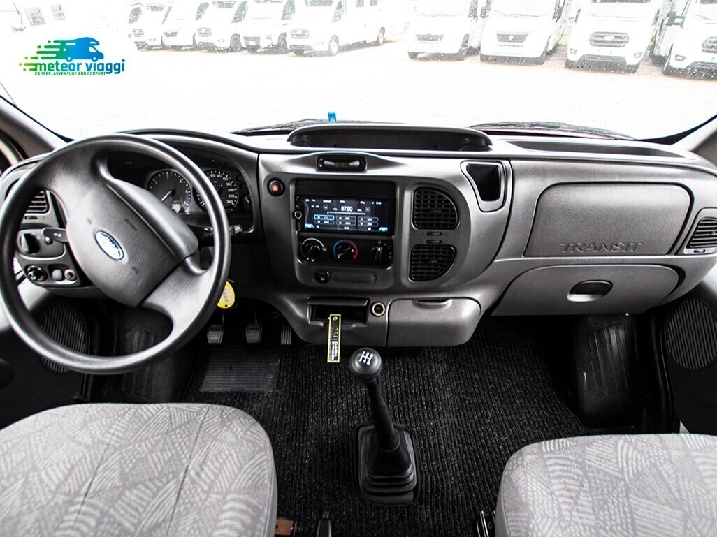 Camper mansardato 5 posti Challenger 172