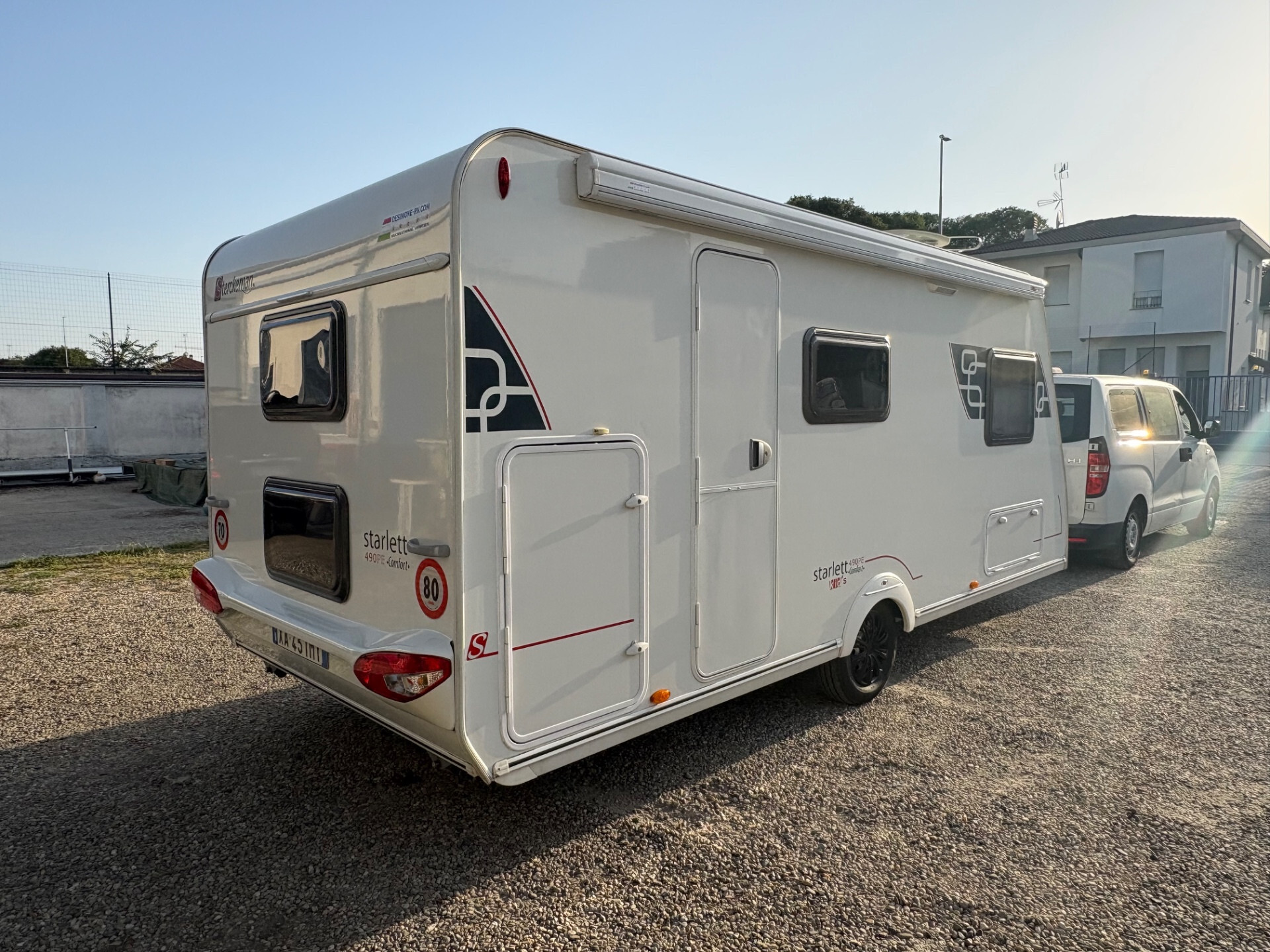Sterckeman Caravan Starlett 490-posti 6-Fiamma f45